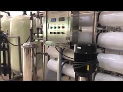 4TPH 1Betr. / 1 Stby. Wasserenthärtungsanlage